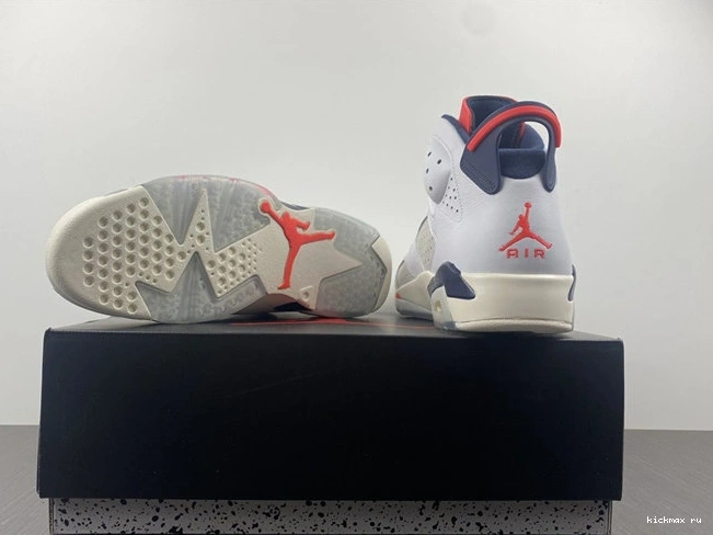 Rep 384664- ModernLook 4038 Tinker Jordan6 1026